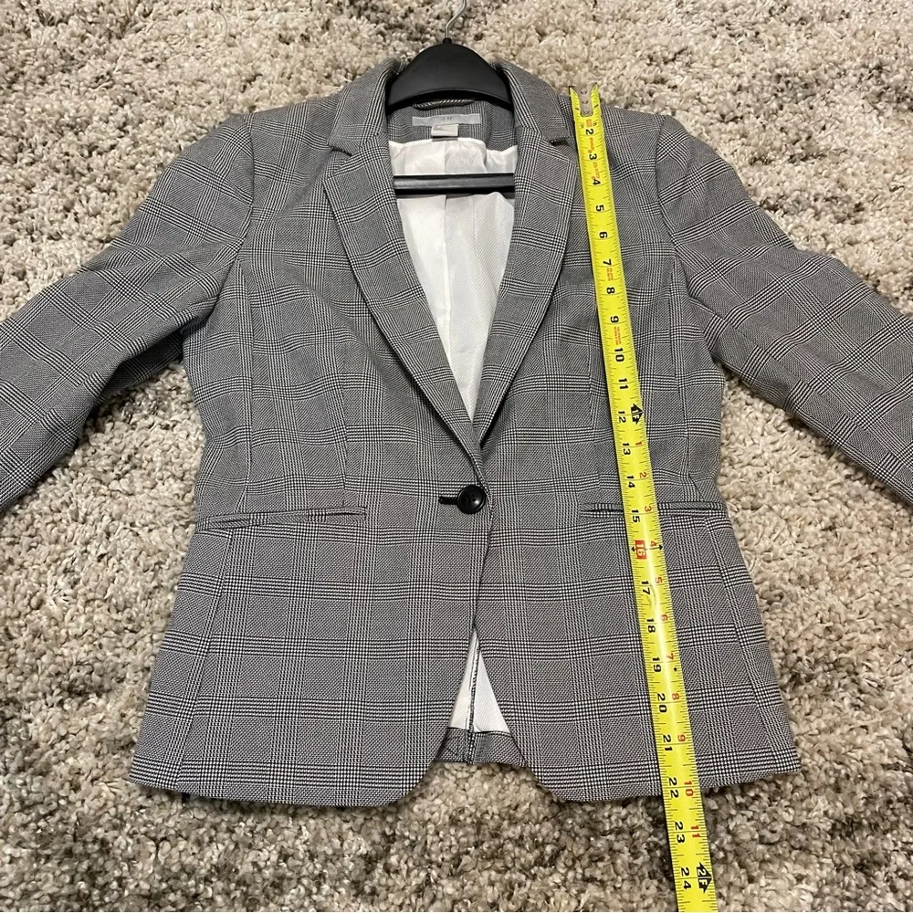 H&M Women’s Gray Houndstooth Plaid‎ Blazer Size 6